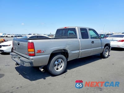 Trzecie zdjęcie samochodu z tyłu: 1999 GMC NEW SIERRA K1500 VIN:2GTEK19T2X1534943 - miniatura