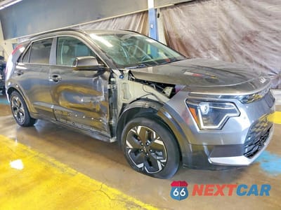 Czwarte zdjęcie samochodu z boku: 2024 KIA NIRO WIND VIN:KNDCR3L14R5114284 - miniatura