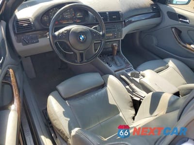Zdjęcie 8 z 12 samochodu: 2004 BMW 325 VIN:WBABW33424PL25069 - miniatura