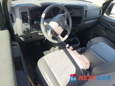 Zdjęcie 8 z 13 samochodu: 2020 NISSAN NV 2500 HD SV VIN:1N6BF0KY6LN808660 - miniatura