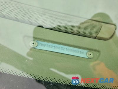 Zdjęcie 13 z 13 samochodu: 2002 VOLVO V70 XC VIN:YV1SZ58D321080095 - miniatura