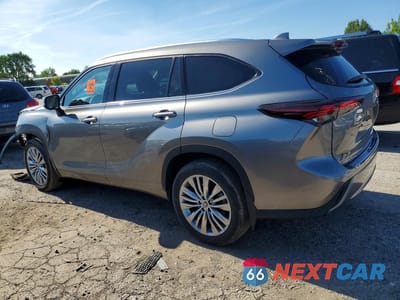 Drugie zdjęcie samochodu z przodu: 2025 TOYOTA HIGHLANDER PLATINUM VIN:5TDKDRBH5SS580964 - miniatura
