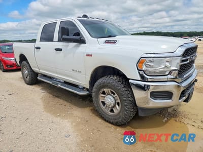 Czwarte zdjęcie samochodu z boku: 2022 RAM 2500 TRADESMAN VIN:3C6UR5CJ1NG130873 - miniatura