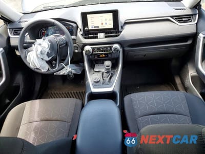 Zdjęcie 8 z 13 samochodu: 2025 TOYOTA RAV4 HYBRID XLE VIN:JTMRWRFV1SJ087742 - miniatura