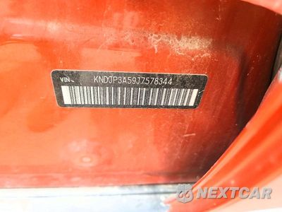Zdjęcie 13 z 13 samochodu: 2018 KIA SOUL + VIN:KNDJP3A59J7578344 - miniatura