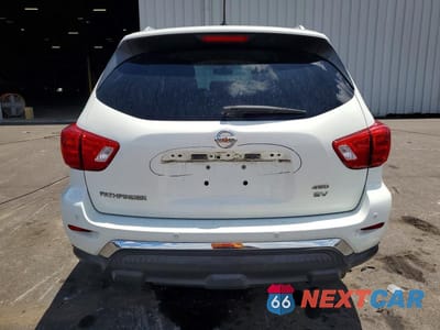 Zdjęcie 6 z 13 samochodu: 2018 NISSAN PATHFINDER SV VIN:5N1DR2MM1JC617242 - miniatura