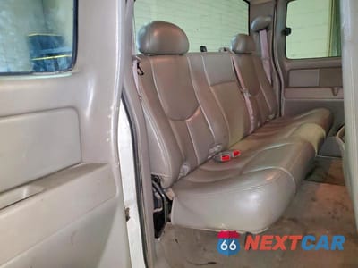 Zdjęcie 10 z 12 samochodu: 2006 GMC SIERRA K2500 HEAVY DUTY VIN:1GTHK29D16E181748 - miniatura