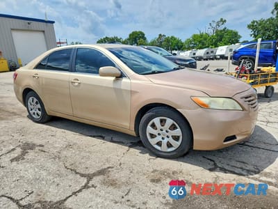 Czwarte zdjęcie samochodu z boku: 2010 TOYOTA CAMRY BASE VIN:4T4BF3EK9AR015093 - miniatura