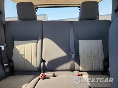 Zdjęcie 10 z 13 samochodu: 2010 JEEP LIBERTY SPORT VIN:1J4PP2GK5AW112315 - miniatura