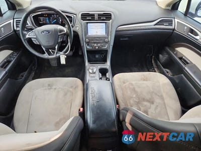 Zdjęcie 8 z 12 samochodu: 2019 FORD FUSION SE VIN:3FA6P0HD8KR229421 - miniatura