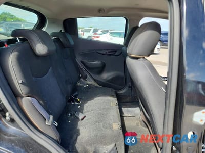Zdjęcie 10 z 13 samochodu: 2021 CHEVROLET SPARK 1LT VIN:KL8CD6SA7MC742953 - miniatura