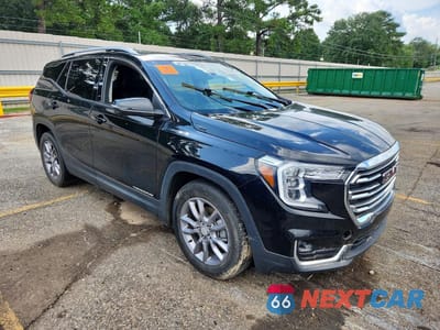 Czwarte zdjęcie samochodu z boku: 2022 GMC TERRAIN SLT VIN:3GKALPEV9NL159106 - miniatura