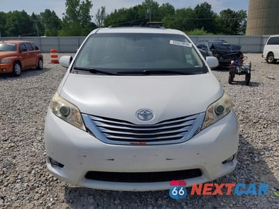 Piąte zdjęcie samochodu w środku: 2011 TOYOTA SIENNA LIMITED 7-PASSENGER VIN:5TDDK3DC6BS016916 - miniatura