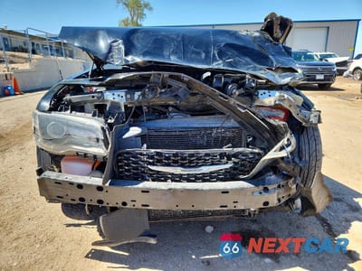 Piąte zdjęcie samochodu w środku: 2019 CHRYSLER 300 S VIN:2C3CCABT9KH564833 - miniatura