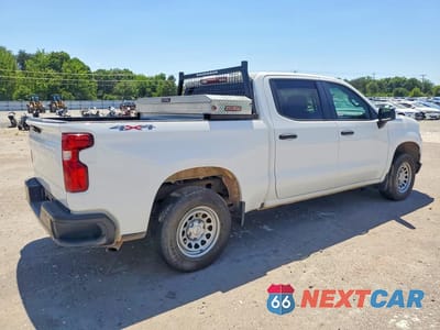 Trzecie zdjęcie samochodu z tyłu: 2024 CHEVROLET SILVERADO K1500 VIN:1GCPDAEK8RZ195874 - miniatura