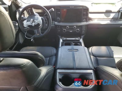 Zdjęcie 8 z 12 samochodu: 2025 FORD F350 SUPER DUTY VIN:1FT8W3BM4SEC28883 - miniatura