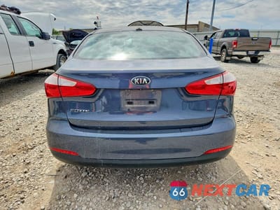 Zdjęcie 6 z 12 samochodu: 2015 KIA FORTE LX VIN:KNAFX4A65F5362155 - miniatura