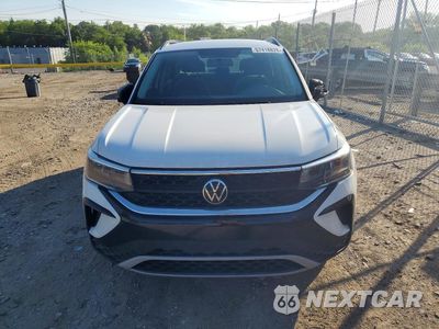 Piąte zdjęcie samochodu w środku: 2022 VOLKSWAGEN TAOS S VIN:3VVCX7B26NM049368 - miniatura