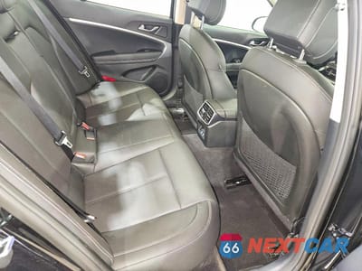 Zdjęcie 10 z 12 samochodu: 2026 GENESIS G70 2.5T STANDARD VIN:KMTG64SC1TU174606 - miniatura