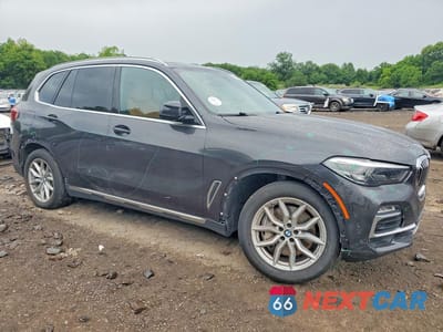 Czwarte zdjęcie samochodu z boku: 2021 BMW X5 XDRIVE45E VIN:5UXTA6C07M9F25164 - miniatura