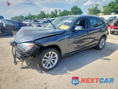 2015 BMW X1 XDRIVE28I WBAVL1C58FVY31085 - główne zdjęcie licytacji z USA - miniatura