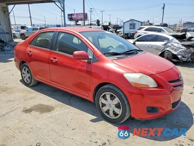 Czwarte zdjęcie samochodu z boku: 2007 TOYOTA YARIS BASE VIN:JTDBT923371145811 - miniatura