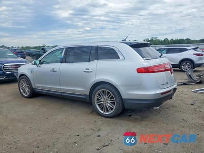 Drugie zdjęcie samochodu z przodu: 2016 LINCOLN MKT VIN:2LMHJ5AT7GBL03193 - miniatura