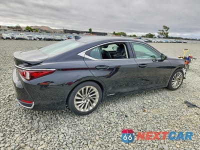 Trzecie zdjęcie samochodu z tyłu: 2019 LEXUS ES 300H VIN:58AB21B16KU001362 - miniatura