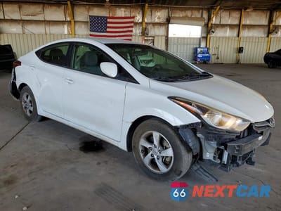 Czwarte zdjęcie samochodu z boku: 2015 HYUNDAI ELANTRA SE VIN:5NPDH4AEXFH570109 - miniatura