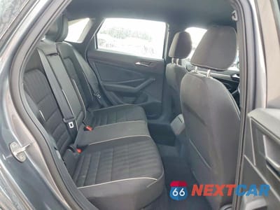 Zdjęcie 10 z 12 samochodu: 2023 VOLKSWAGEN JETTA SPORT VIN:3VWBM7BU4PM036218 - miniatura