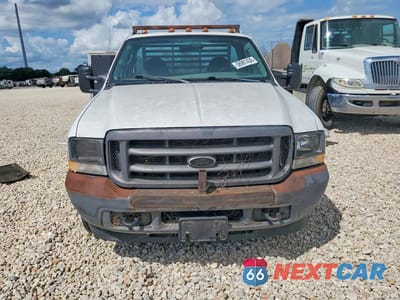 Piąte zdjęcie samochodu w środku: 2004 FORD F350 SUPER DUTY VIN:1FDWF36P34EC00390 - miniatura
