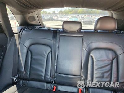 Zdjęcie 10 z 13 samochodu: 2015 AUDI Q3 PREMIUM PLUS VIN:WA1EFCFS1FR012719 - miniatura