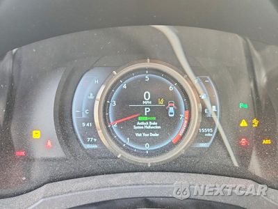 Zdjęcie 9 z 12 samochodu: 2018 LEXUS IS 300 VIN:JTHC81D20J5027502 - miniatura