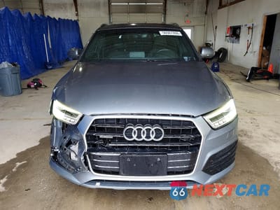 Piąte zdjęcie samochodu w środku: 2016 AUDI Q3 PRESTIGE VIN:WA1GFCFS0GR022801 - miniatura