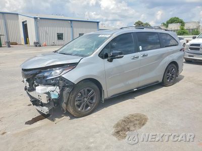 2025 TOYOTA SIENNA XSE 7-PASSENGER 5TDCSKFC9SS218359 - główne zdjęcie licytacji z USA - miniatura