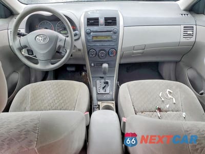 Zdjęcie 8 z 12 samochodu: 2009 TOYOTA COROLLA LE VIN:JTDBL40E499065865 - miniatura