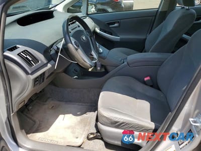 Zdjęcie 7 z 12 samochodu: 2010 TOYOTA PRIUS VIN:JTDKN3DU2A0081898 - miniatura