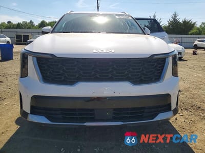Piąte zdjęcie samochodu w środku: 2024 KIA SORENTO EX FWD VIN:5XYRL4JC5RG278480 - miniatura