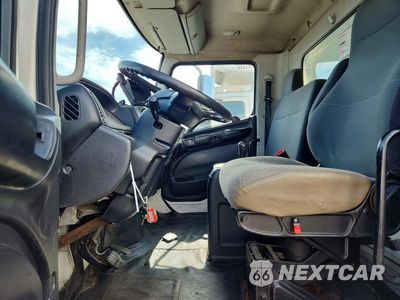 Zdjęcie 7 z 13 samochodu: 2016 HINO 268A BOX TRUCK VIN:5PVNJ8JV1G4S60518 - miniatura
