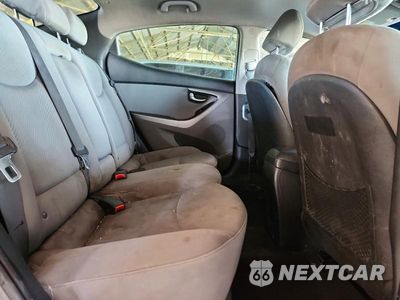Zdjęcie 10 z 12 samochodu: 2013 HYUNDAI ELANTRA GLS VIN:5NPDH4AEXDH157751 - miniatura