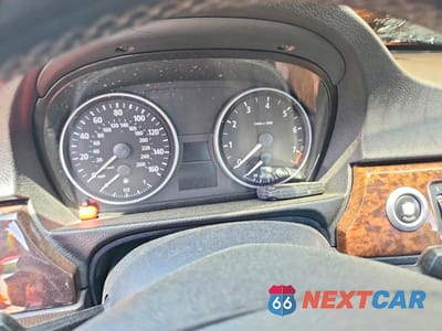 Zdjęcie 9 z 12 samochodu: 2006 BMW 330 VIN:WBAVB33526PS18950 - miniatura