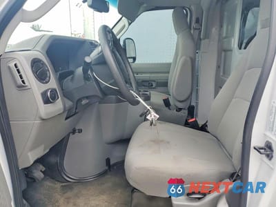 Zdjęcie 7 z 13 samochodu: 2024 FORD ECONOLINE E350 SUPER DUTY CUTAWAY VAN VIN:1FDWE3FN0RDD11462 - miniatura