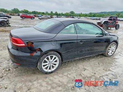 Trzecie zdjęcie samochodu z tyłu: 2012 VOLKSWAGEN EOS KOMFORT VIN:WVWBW7AH8CV011632 - miniatura