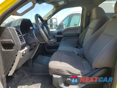 Zdjęcie 7 z 14 samochodu: 2020 FORD F550 SUPER DUTY VIN:1FDUF5GT5LDA06477 - miniatura