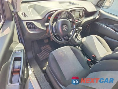 Zdjęcie 8 z 13 samochodu: 2017 RAM PROMASTER CITY VIN:ZFBERFAB8H6D53602 - miniatura