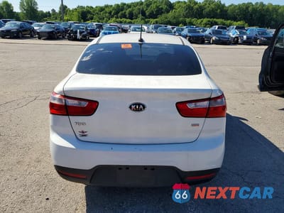 Zdjęcie 6 z 12 samochodu: 2014 KIA RIO LX VIN:KNADM4A34E6364560 - miniatura