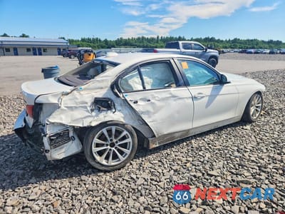 Trzecie zdjęcie samochodu z tyłu: 2018 BMW 320 XI VIN:WBA8E5G53JNV02554 - miniatura