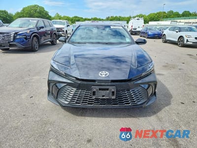 Piąte zdjęcie samochodu w środku: 2026 TOYOTA CAMRY SE VIN:4T1DAACK8TU712301 - miniatura