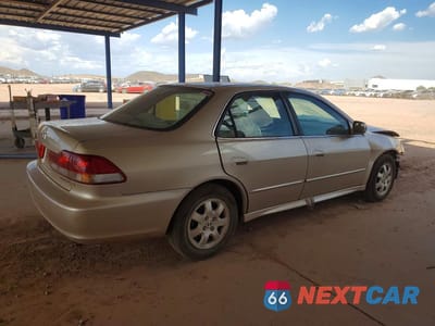 Trzecie zdjęcie samochodu z tyłu: 2001 HONDA ACCORD EX VIN:JHMCG66811C017039 - miniatura