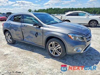 Czwarte zdjęcie samochodu z boku: 2019 MERCEDES-BENZ GLA 250 VIN:WDCTG4EB7KJ602900 - miniatura